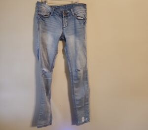 Rue21 Light Blue Low Rise Jeggings